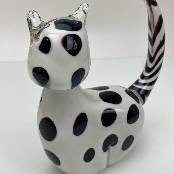 Art Glass Polka Dot and Striped Black & White Cat Figurine Adorable - Picture 6 of 11